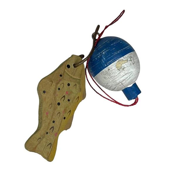 Vintage Wooden Fishing Christmas Tree Ornament - Picture 4 of 7